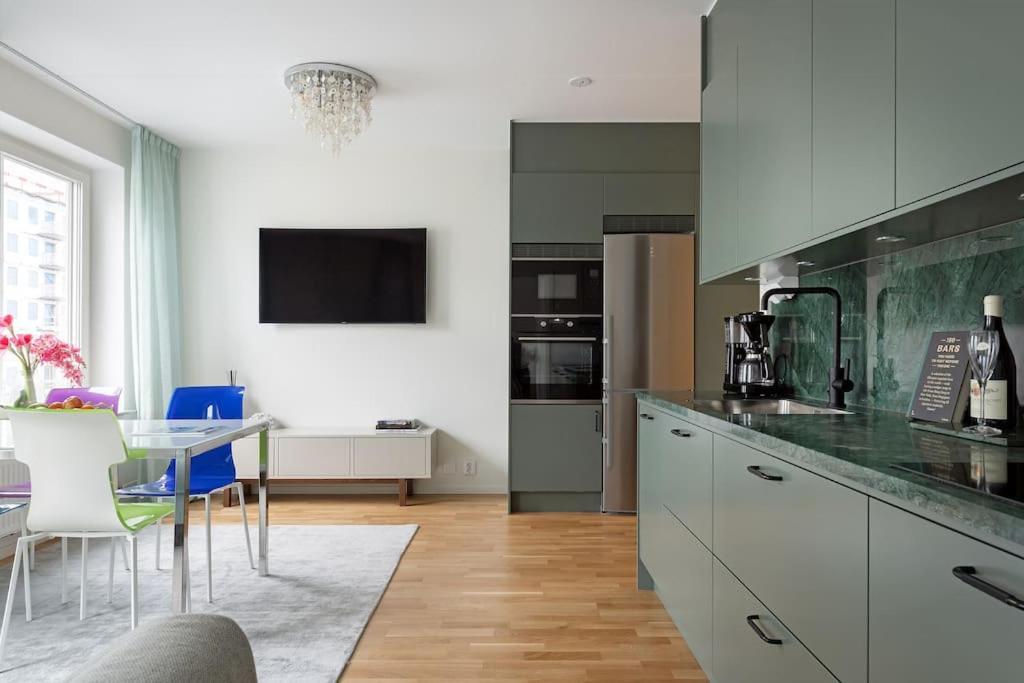 Appartamento Modern Elegance I Hagastaden Stoccolma Esterno foto