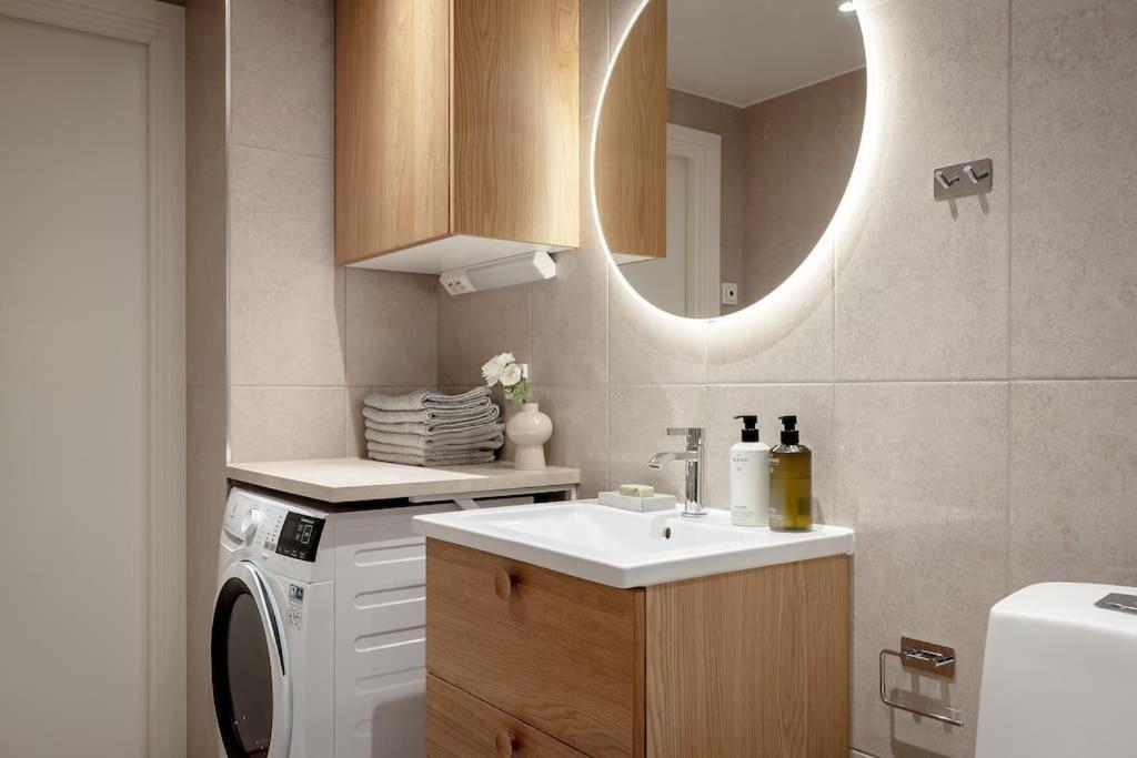 Appartamento Modern Elegance I Hagastaden Stoccolma Esterno foto